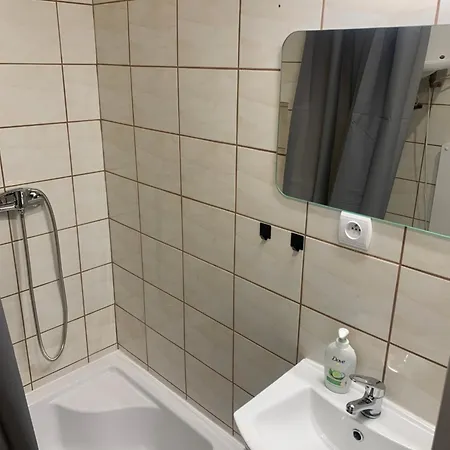 Przytulne Gory Sowie アパート ビエラバ